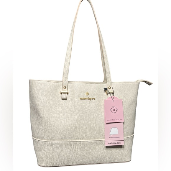 Nanette Lepore Handbags - Nanette Lepore Cream Tote Bag. Comes w/ an Unbranded dust bag 💜